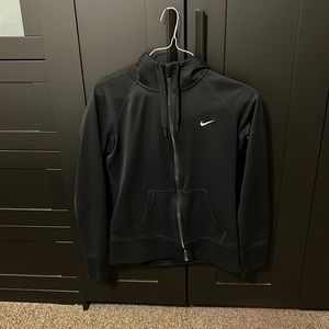 Women’s medium Nike zip up sweatshirt